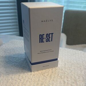 MAËLYS RE-SET Balancing Body Serum - Elegant White and Blue